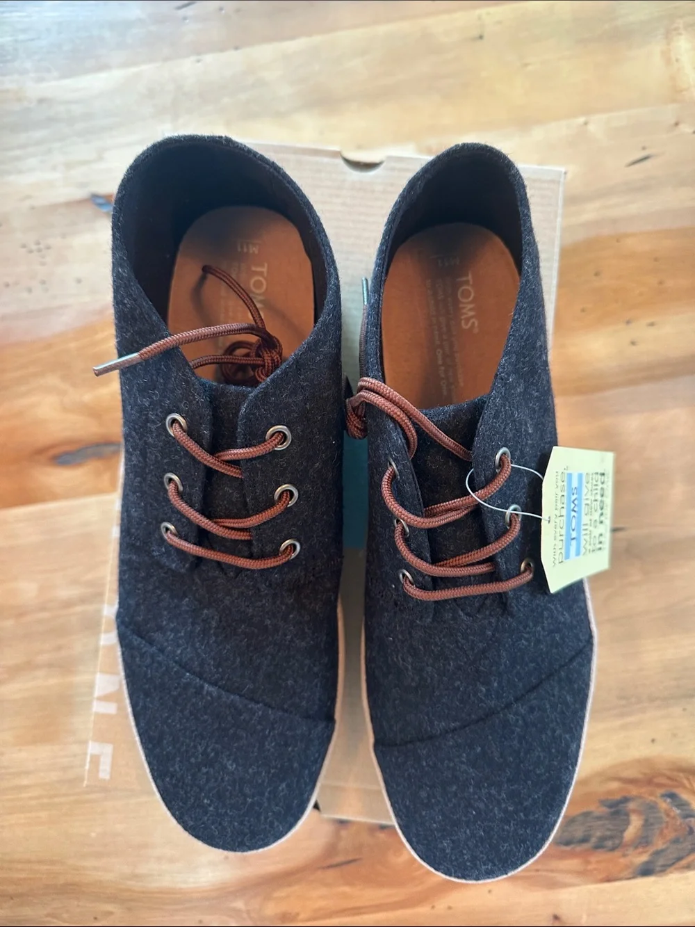 TOMS Men’s Black Wool Chukka Boots with Brown Laces